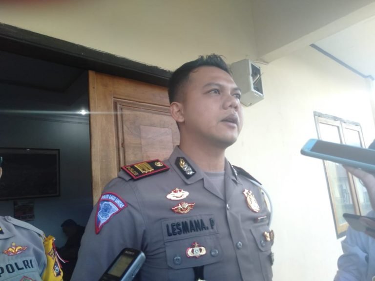 Avanza ini Hantam Rumah Tewaskan Seorang Wanita