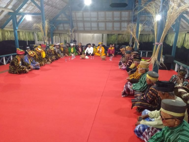 Lembaga Adat Kulisusu Gelar Ritual Adat Poriwangano Lipu.