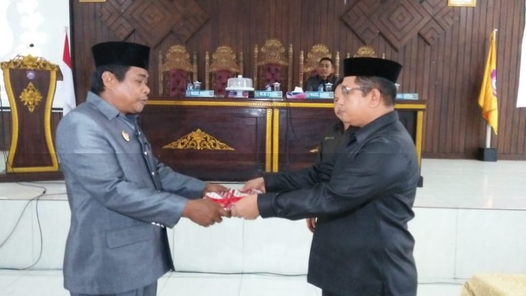 12 Raperda Diserahkan ke DPRD Butur