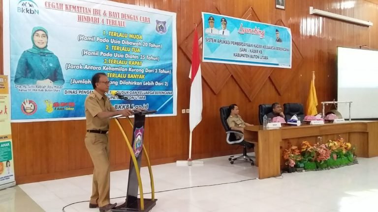 DPPKB BUTUR LUNCURKAN APLIKASI SAPA KADER KB