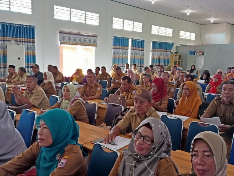 DINAS PENDIDIKAN BUTUR SOSIALISASI PENULISAN IJAZAH