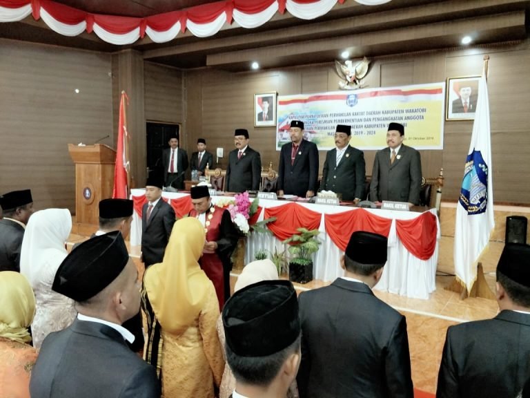 25 ANGGOTA DPRD WAKATOBI PERIODE 2019-2024 RESMI DILANTIK