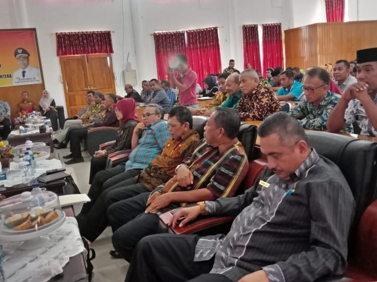 120 PERENCANA IKUT BIMTEK INTEGRITAS DI BUTUR