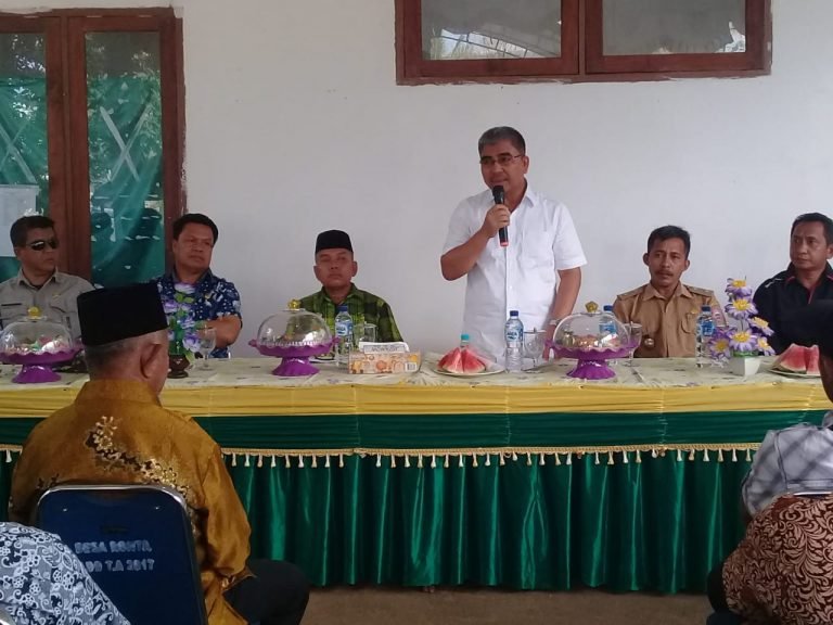 BUPATI BUTUR RAKOR KE DESA RANTE GOLA
