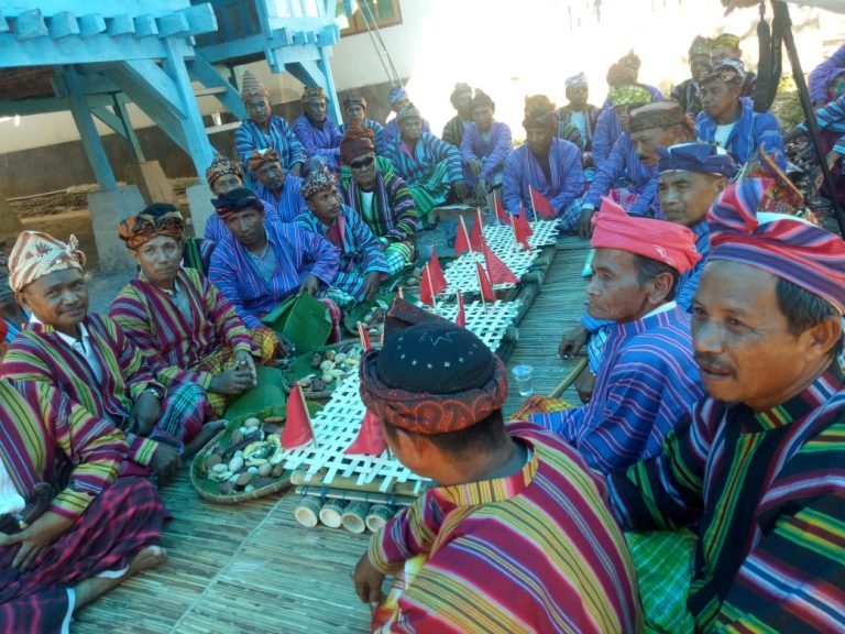 TUTURANGIANA ANDALA REPRENTASI KEMARITIMAN KOTA BAUBAU