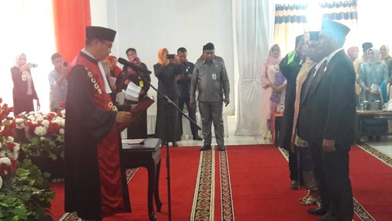 KETUA DPRD BUTUR RESMI DILANTIK