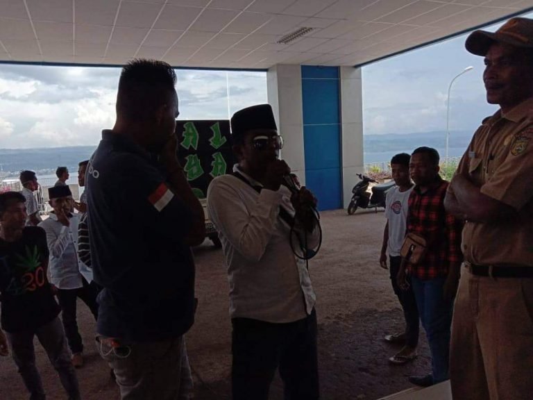 DROK MINTA EVALUASI MANTAN KADIS DAMKAR