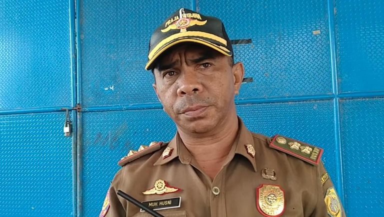 AKTIVITAS PEMBONGKARAN IKAN DIFOKUSKAN KE TPI WAMEO