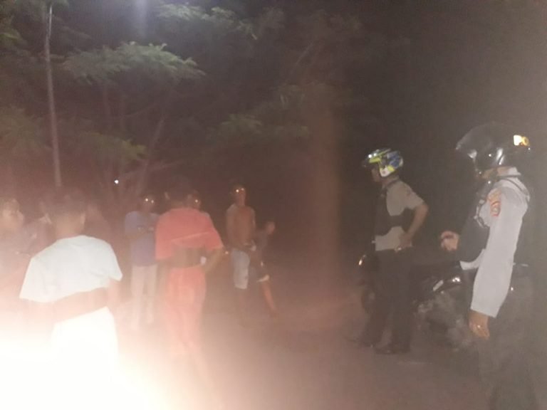 30-AN ANAK MUDA DI KOKALUKUNA DIBUBARKAN