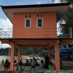 PERSONIL MENARA PENGAWAS SELAMATKAN PENGUNJUNG PANTAI NIRWANA