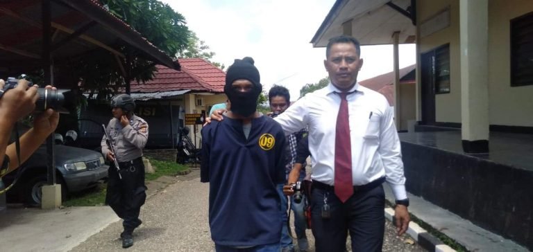 LIMA BULAN BURON, SPESIALIS JAMBRET DI BAUBAU DITANGKAP