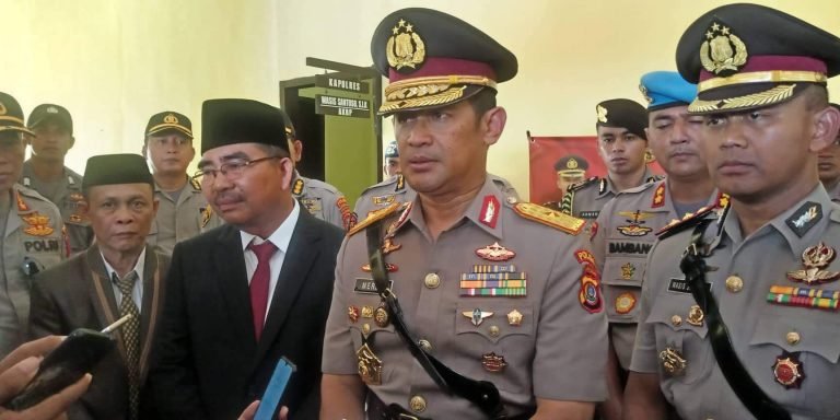 KAPOLDA SULTRA UCAPKAN TERIMA KASIH KEPADA BUPATI BUTUR