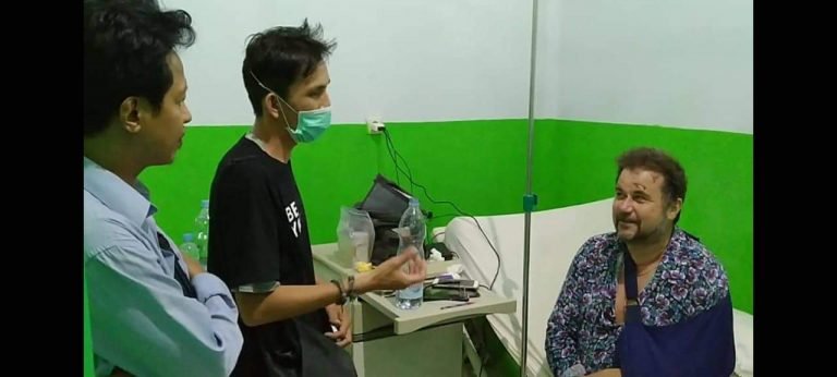 WARGA NEGARA SWEDIA KECELAKAAN DI KAPUNTORI