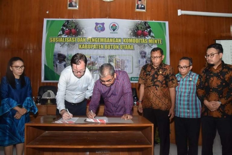 ABU HASAN TERIMA INVESTOR ASAL BELANDA