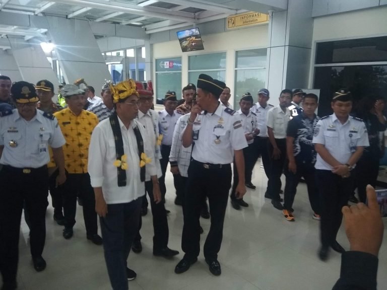 Realisasikan Sepuluh Bali Baru, Menhub RI Hadir di Wakatobi