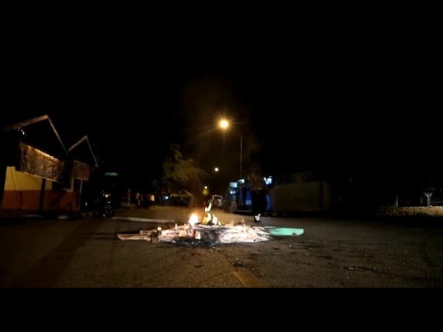 MALAM INI KANAKEA DIBLOKADE