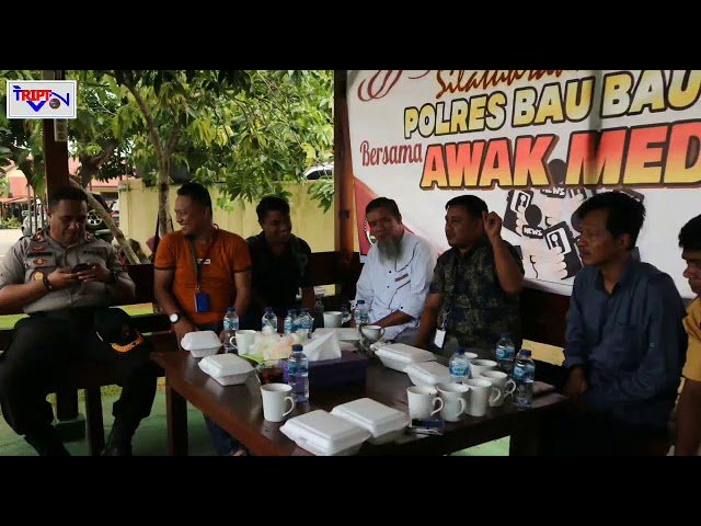 NGOPI, KAPOLRES SEBUT PERS PILAR DEMOKRASI