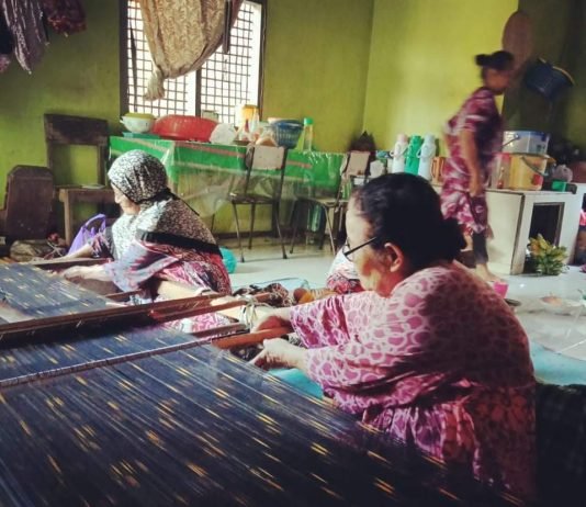 OLURI, TAHAPAN TENUN TRADISIONAL