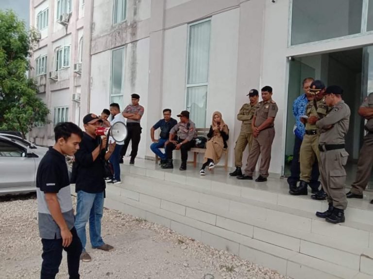 ADA DUGAAN KORUPSI PENGADAAN MOBIL DAMKAR BUTON