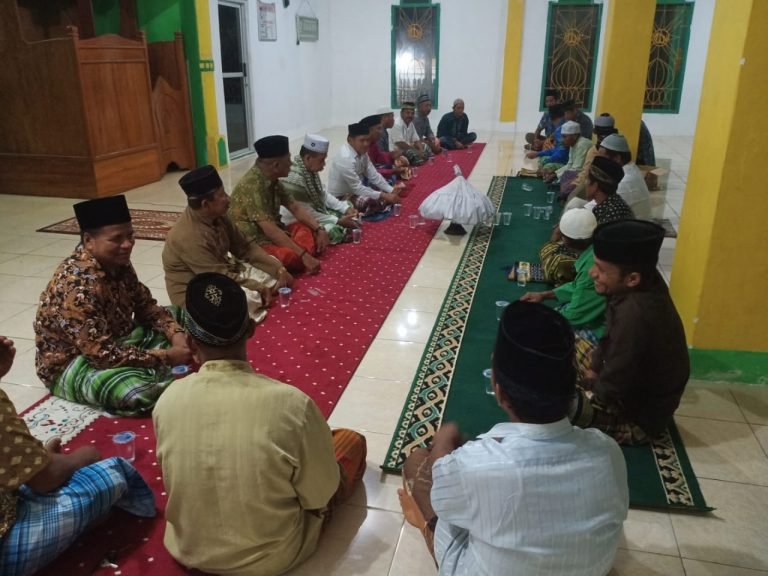 TOLAK BALA, DESA BARANGKA GELAR RITUAL AGO-AGO