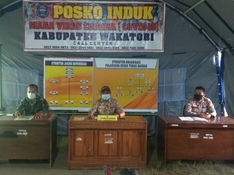 TIM GUGUS TUGAS COVID-19 WAKATOBI HIMBAU MASYARAKAT KOMITMEN IKUTI HIMBAUAN PEMERINTAH