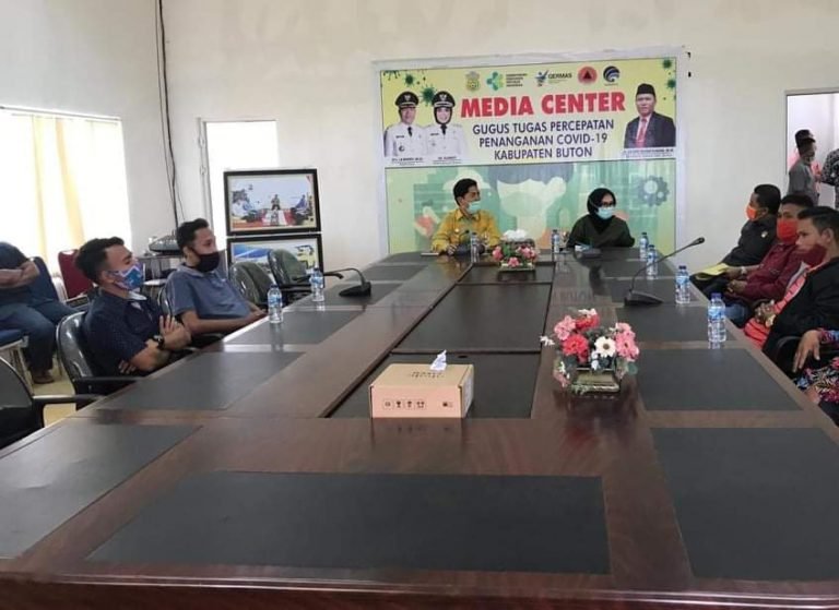 BUPATI BUTON LIBATKAN KADES, CAMAT, LURAH CEGAH COVID 19