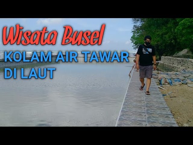 KOLAM PERMANDIAN DI PANTAI WATIGINANDA