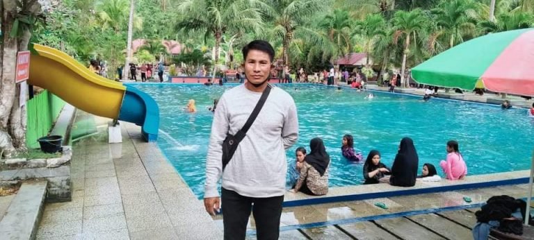 PETANI YANG SUKSES DI BISNIS PARIWISATA