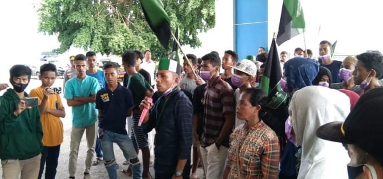 DEMO HMI: 17 TAHUN MEKAR TIDAK ADA PEMBANGUNAN DI BUTON