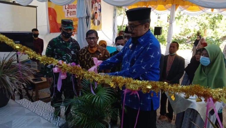 ARHAWI RESMIKAN SDIT AL KUBRO DI WAKATOBI