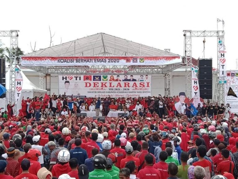 RIBUAN MASYARAKAT WANGI-WANGI HADIRI DEKLARASI HATI