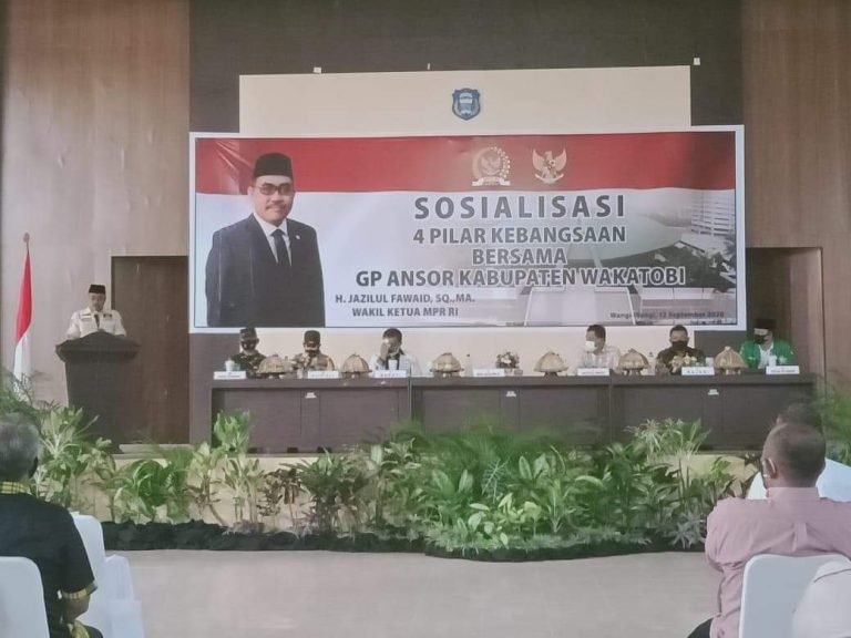 WAKIL KETUA MPR RI SOSIALISASI 4 PILAR DI WAKATOBI