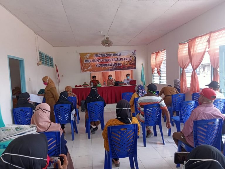 KKA UMB DI KELURAHAN WATOLO GELAR LATIHAN KADER KESEHATAN