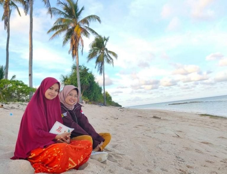 DARI DEKAT KESEHARIAN PENGABDI PULAU TERLUAR, NUSANTARA SEHAT DI PULAU RUNDUMA