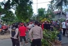 RAPI DIPALANG KELOMPOK MASSA, DIDUGA KUBU LAWAN