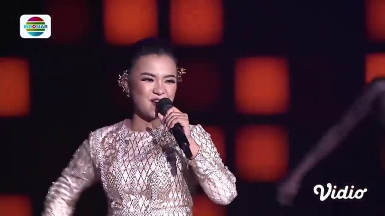 GRAND FINAL, LIMA JURI STANDING OFFESION UNTUK WA ODE