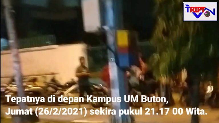DUA MAHASISWA TERLIBAT PERKELAHIAN DI JALAN