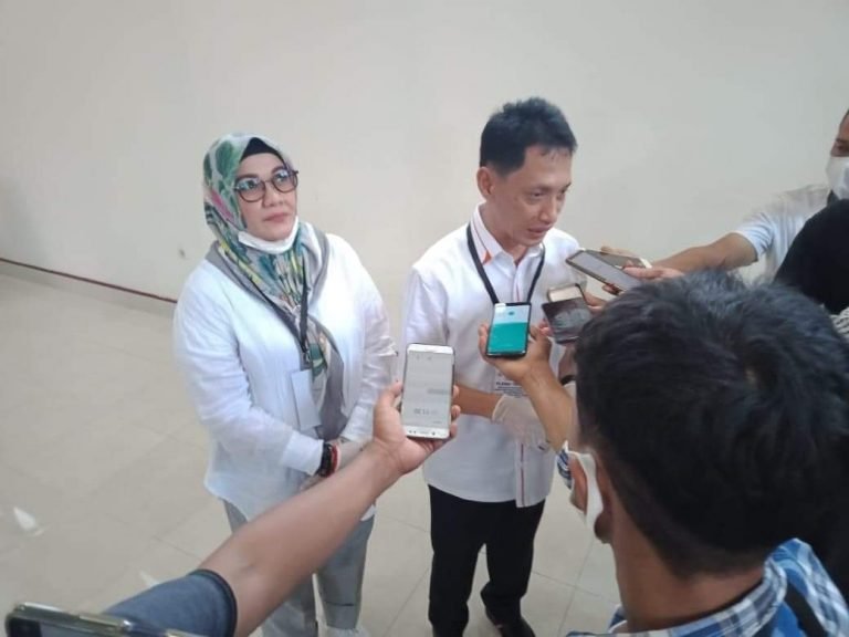 HALIANA ILMIATI APRESIASI TIM HATI DAN HALO