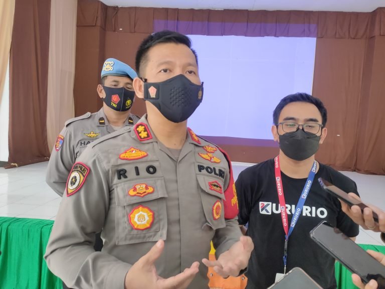 KERJASAMA KURURIO, ADA FITUR K-POLISI BAGI YANG PANIK