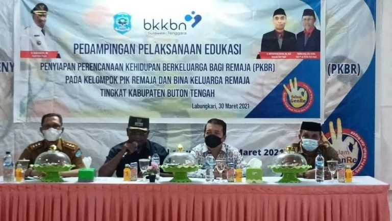 USIA PERNIKAHAN IDEALNYA 25 : 21