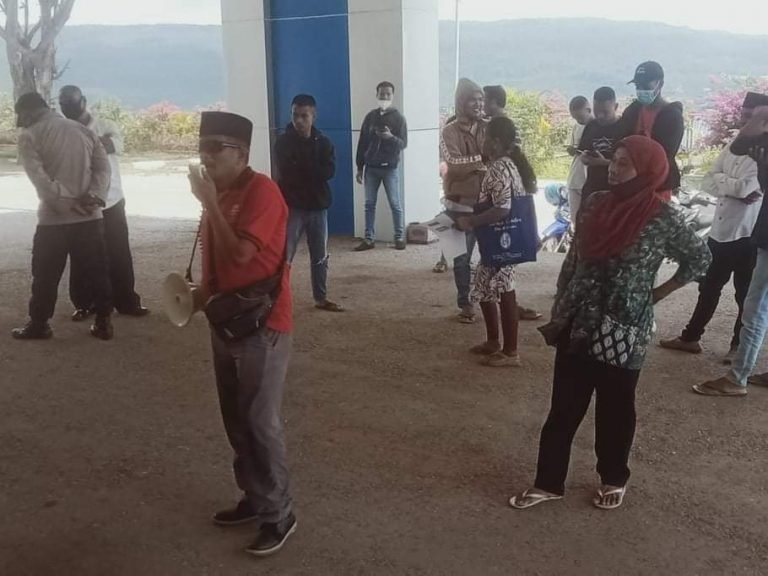 DEMO, AIR TIDAK MENGALIR NORMAL TAPI BAYAR NORMAL