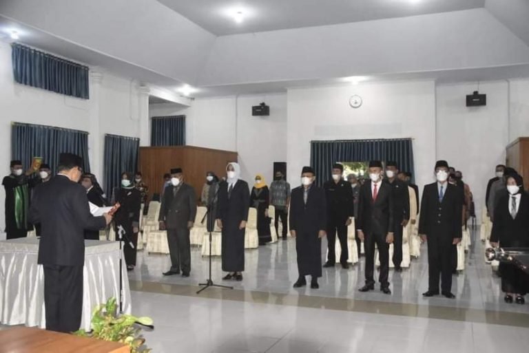 BUPATI BUTUR LANTIK PJ SEKDA, PEJABAT ADMINISTRATOR DAN AUDITOR