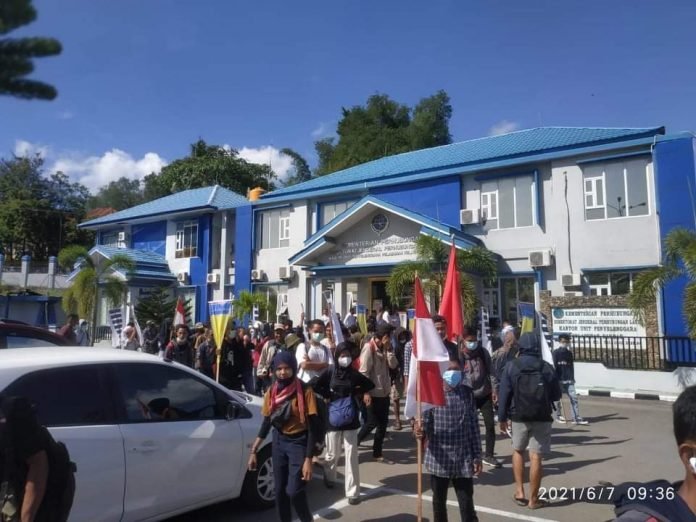 received_130428015760907