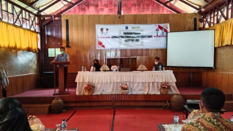 KUKUHKAN KAOPI, HALIANA BEBERKAN VISI MISI ONE ISLAND ONE SCHOOL