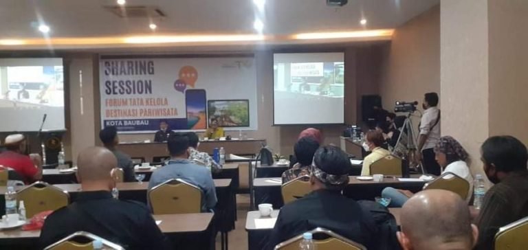MEMBANGUN PARIWISATA DENGAN MEMANFAATKAN POTENSI LOKAL