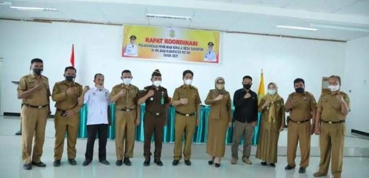 DPRD BUTON MINTA PEMKAB SEGERA DEFINITIFKAN SEJUMLAH KEPSEK