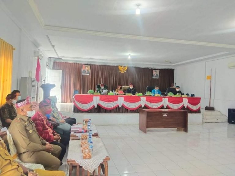RAPAT PARIPURNA PENETAPAN LKPJ BUPATI BUTENG 2020 DITUNDA, DEWAN SOROT PDAM OENOLIA