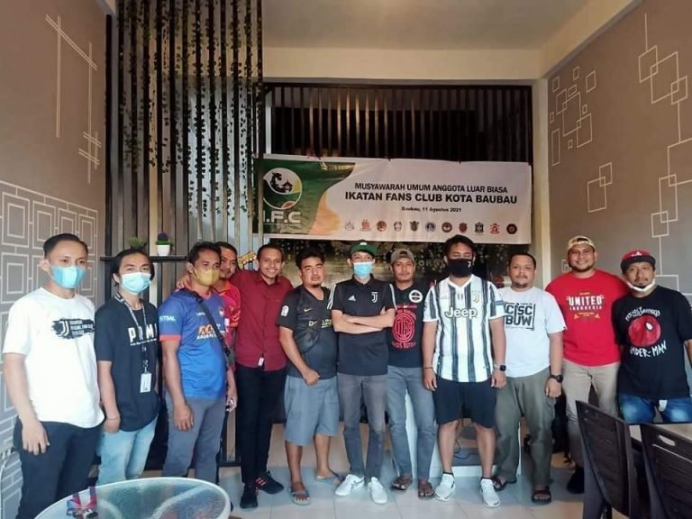 IKATAN FANS CLUB BAUBAU GELAR MUSYAWARAH