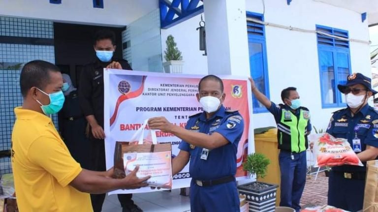 PPKM, KUPP WANCI WAKATOBI RINGANKAN BEBAN PEKERJA PELABUHAN