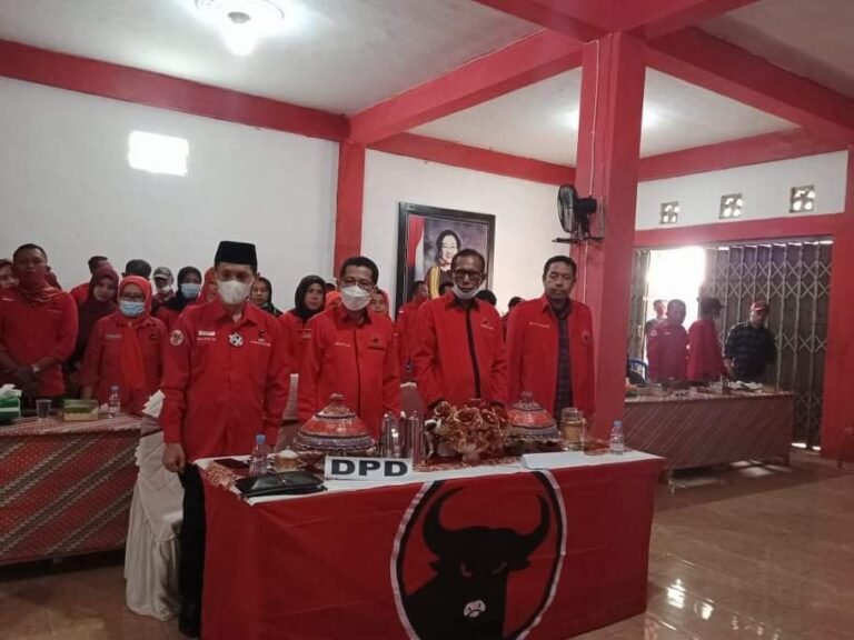 DPC PDI PERJUANGAN WAKATOBI APRESIASI ATAS PENGANUGRAHAN BUPATI WAKATOBI